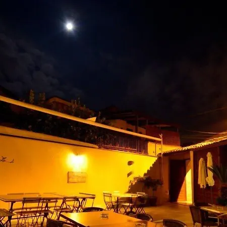 Alojamento de Acomodação e Pequeno-almoço Manouche Osteria