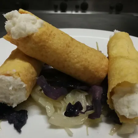 Manouche Osteria Alojamento de Acomodação e Pequeno-almoço 3*