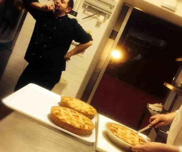 Manouche Osteria فندق مبيت وإفطار